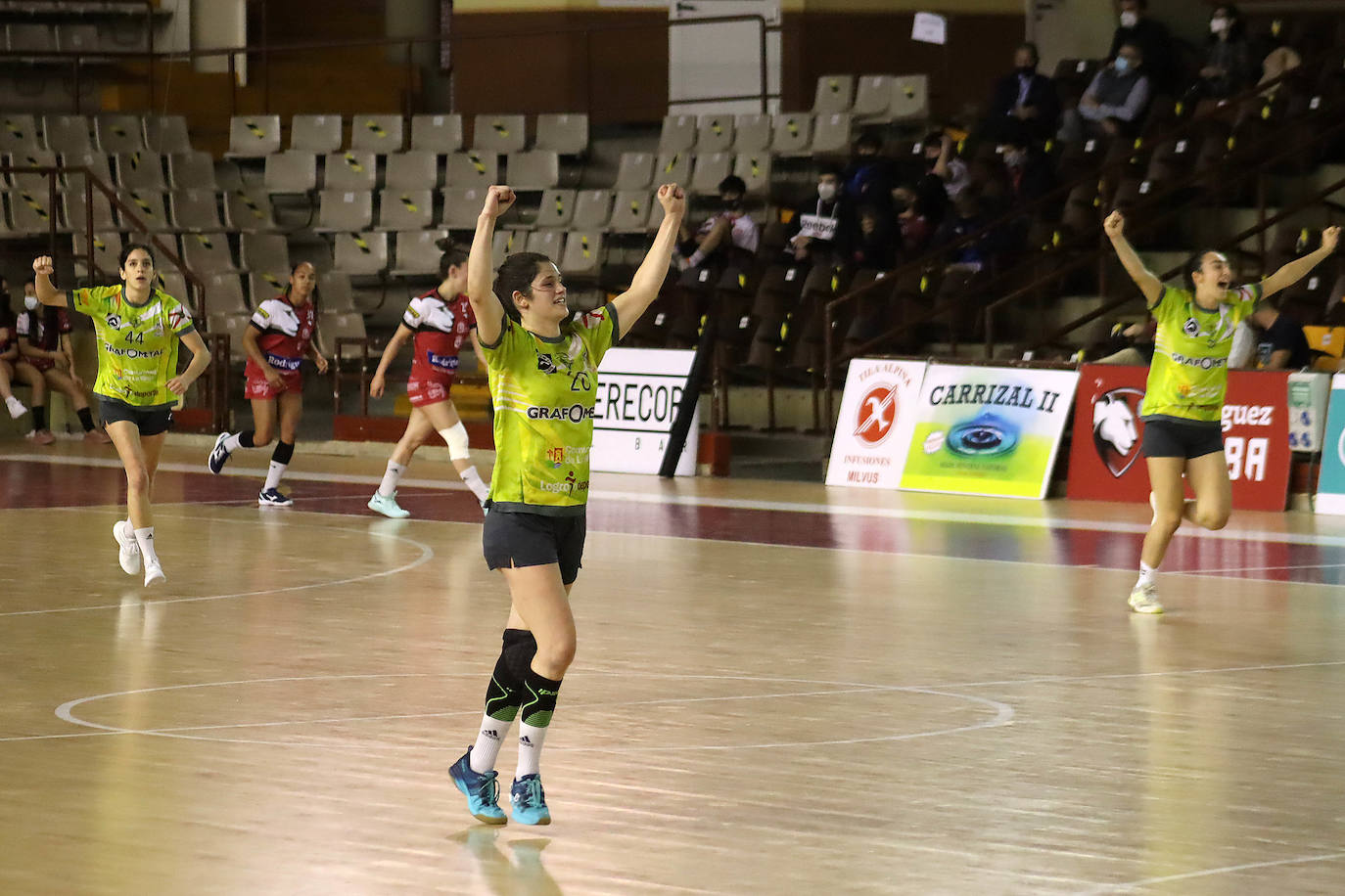 Las de Moreno tendrán que remontar en tierras riojanas tras perder la primera manga en el Palacio.