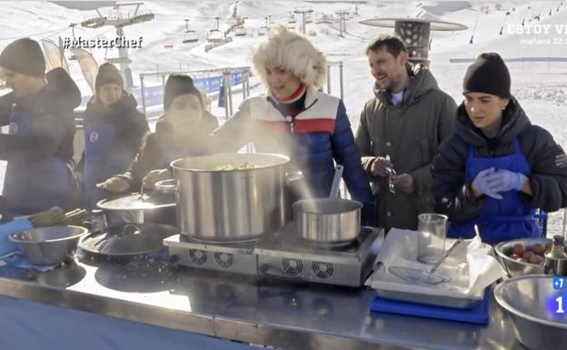 Galería. Un momento de las cocinas en la nieve.
