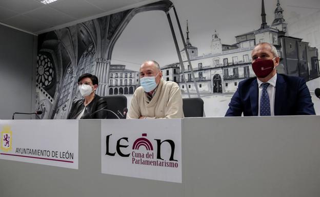 Rueda de prensa en el Ayuntamiento de León.