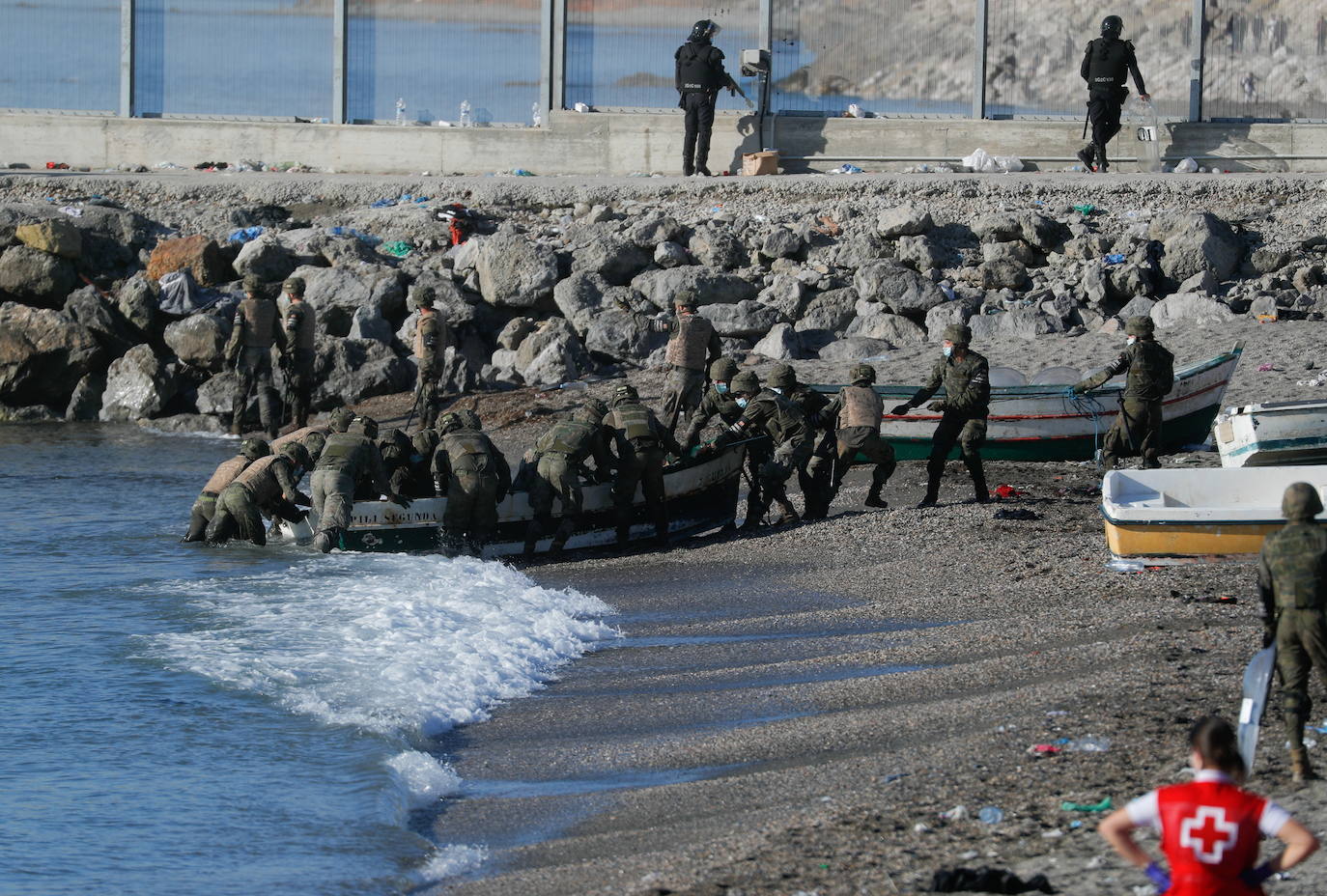 Tercer día de crisis migratoria en la frontera entre Ceuta y Marruecos