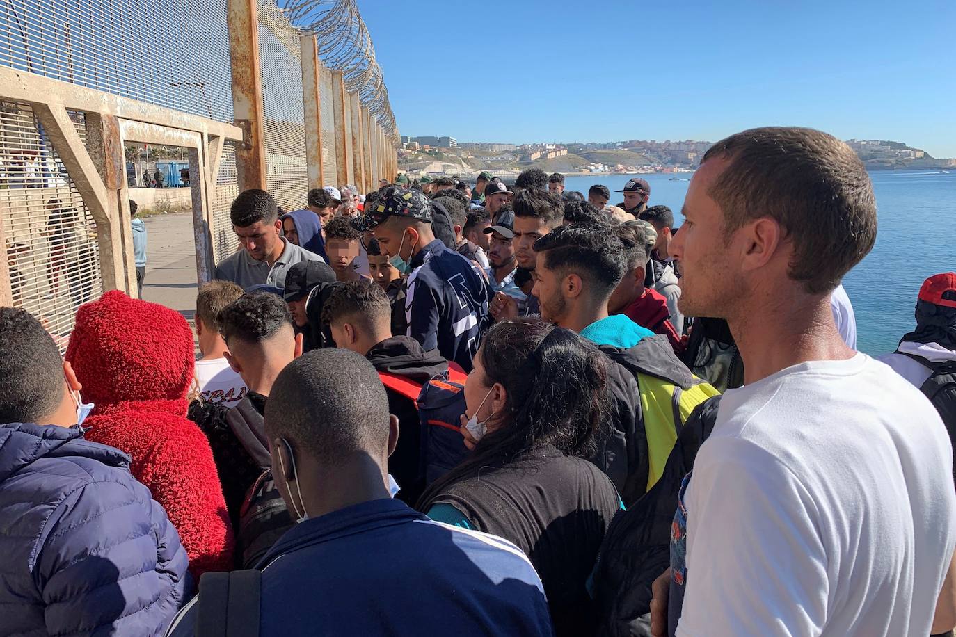 Tercer día de crisis migratoria en la frontera entre Ceuta y Marruecos