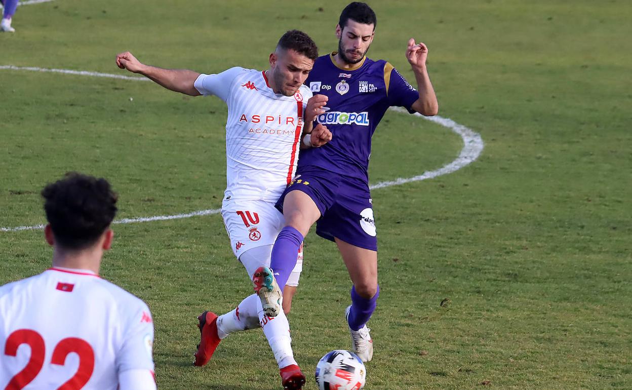 Javi Fernández, en un partido con el Júpiter.