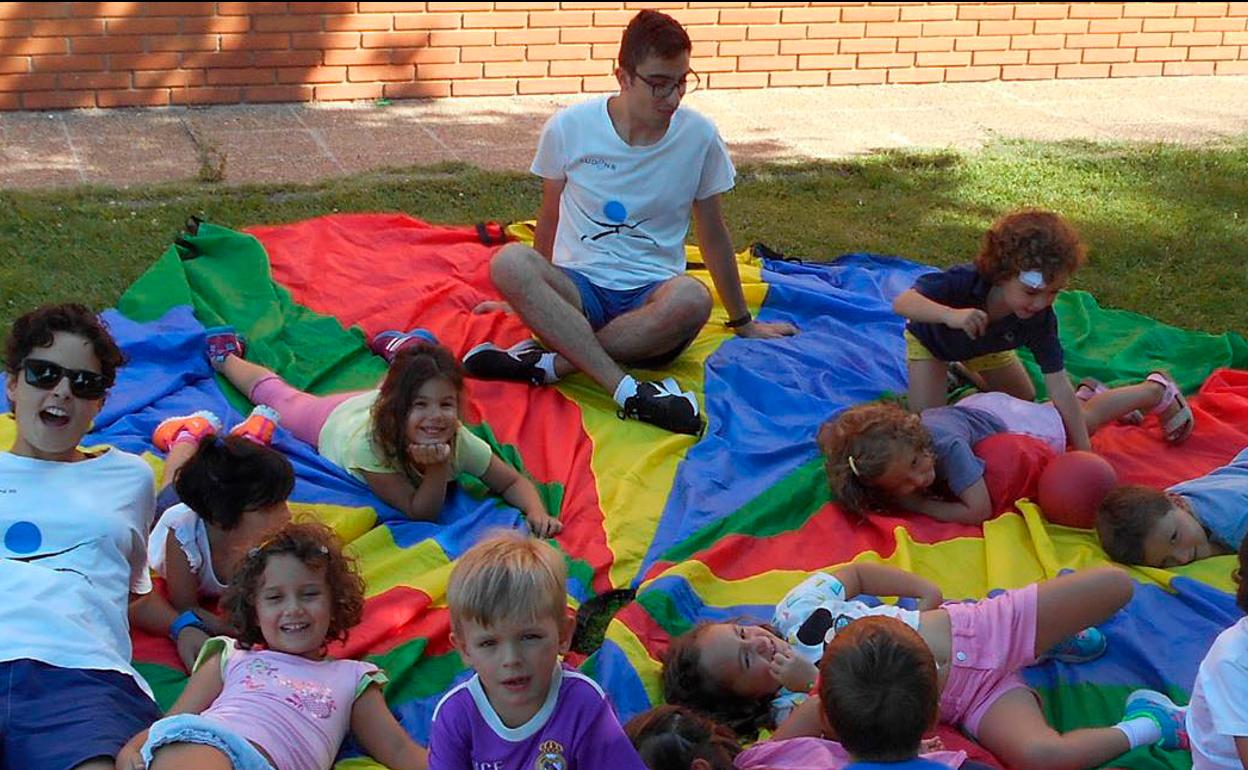 La ULE y Ludens programan una nueva edición de sus campamentos urbanos de verano