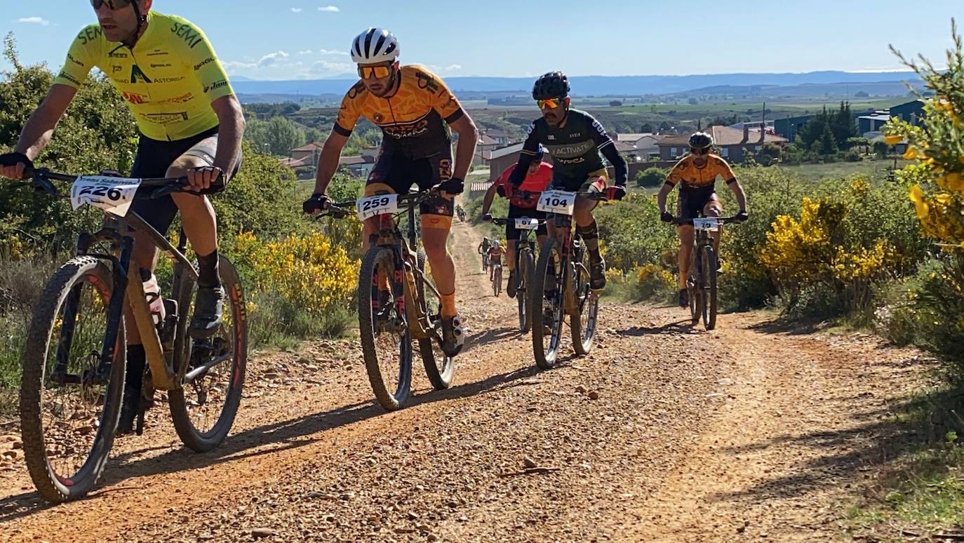 La Transonarriba ha convertido el municipio en el centro neurálgico del ciclismo de montaña en la provincia de León.