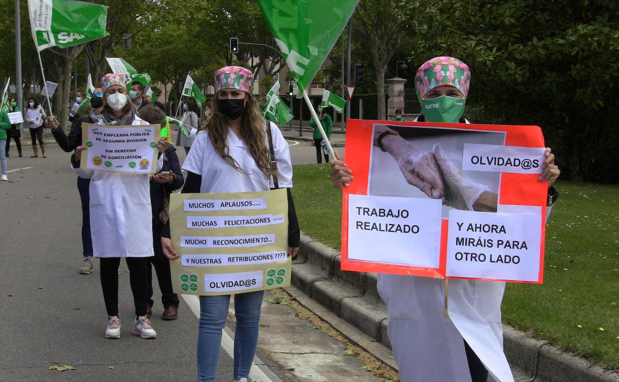 Protestas del sindicato por las calles de Valladolid.