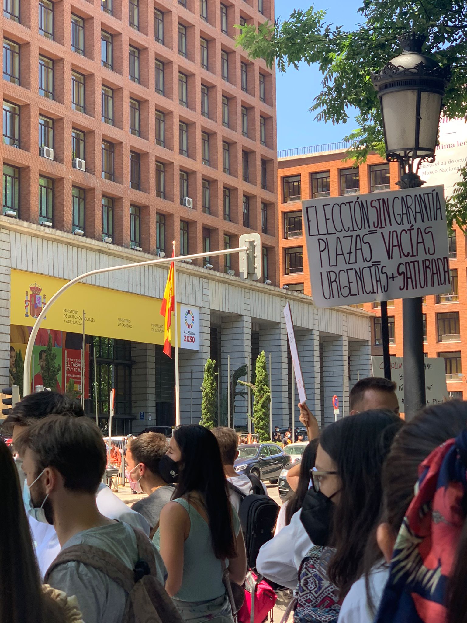 Los mariachis fueron parte de la reclamación de los opositores sanitarios de varias especialidades. 