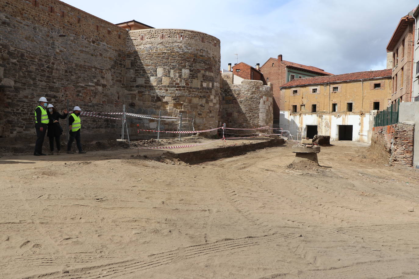 La zona arqueológica de la Era del Moro dotará a la capital de nuevos lienzos de su muralla que será puesta en valor.