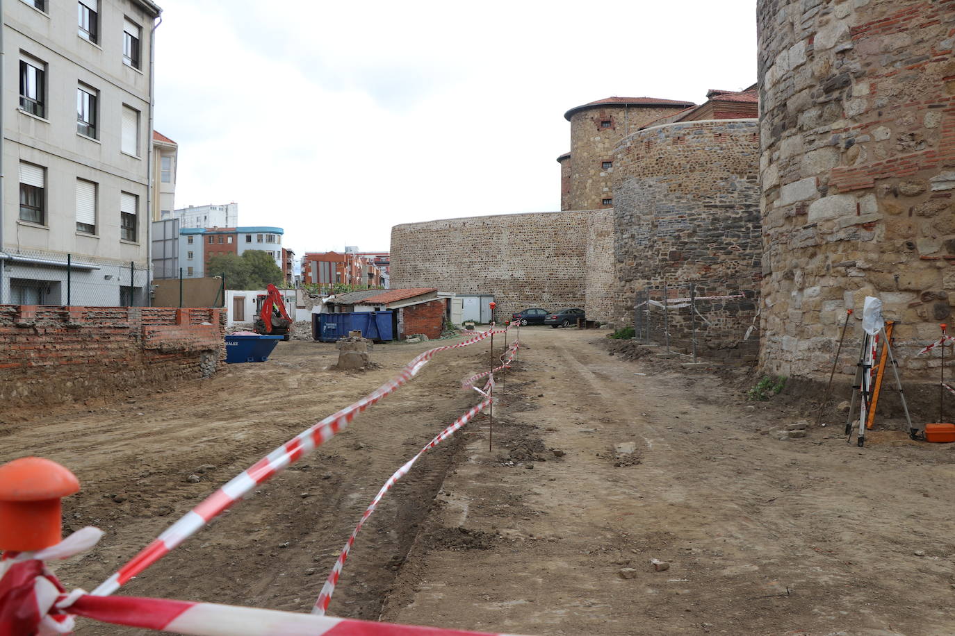 La zona arqueológica de la Era del Moro dotará a la capital de nuevos lienzos de su muralla que será puesta en valor.