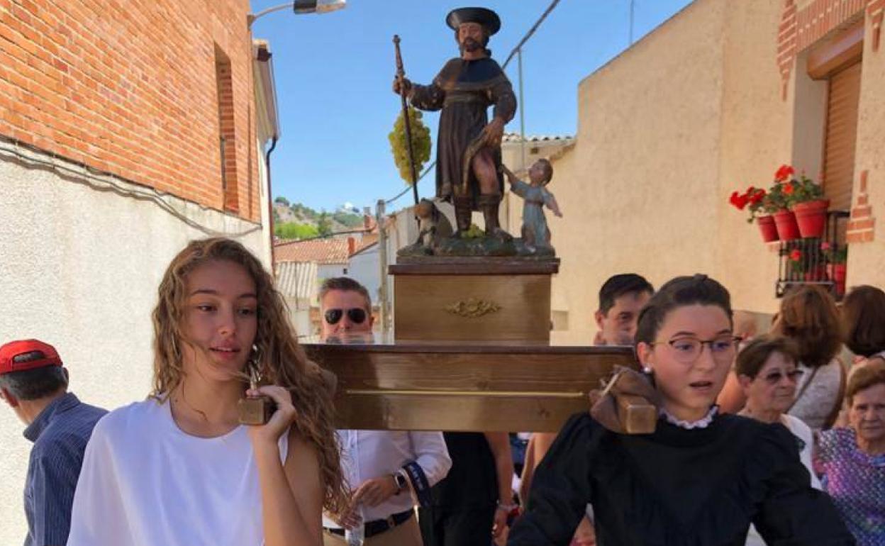 Procesión de San Roque en Encinas de Esgueva.