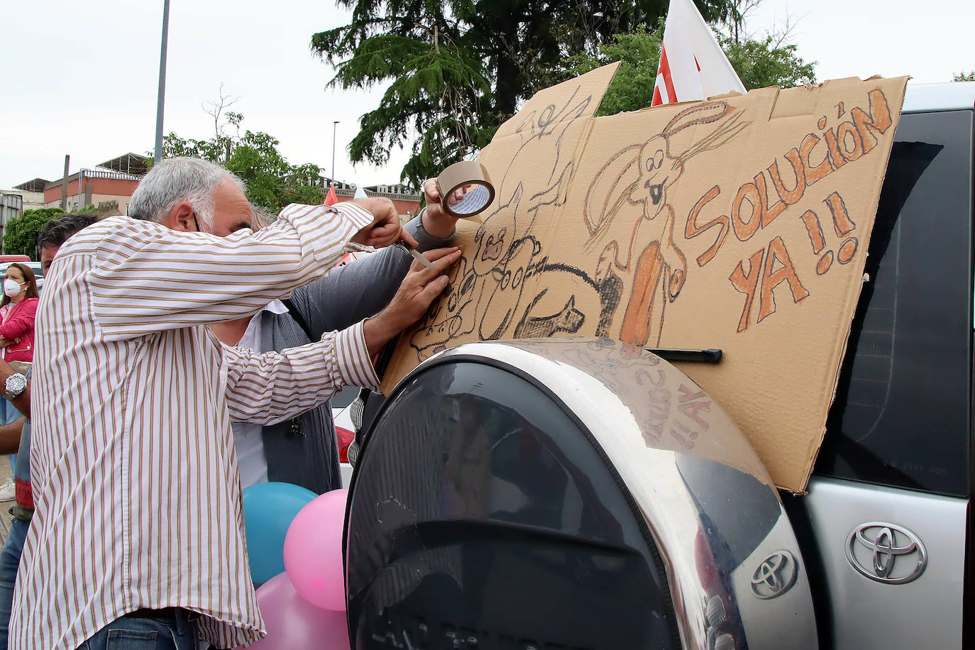 Fotos: Los trabajadores de Ovejeron vuelven a las calles