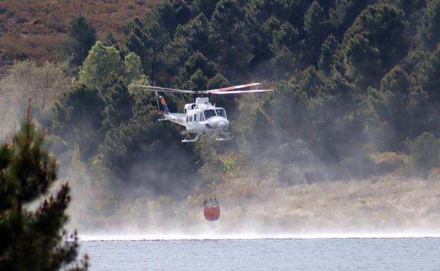 El incendio declarado en el campo de tiro del Teleno afecta ya a 600 hectáreas