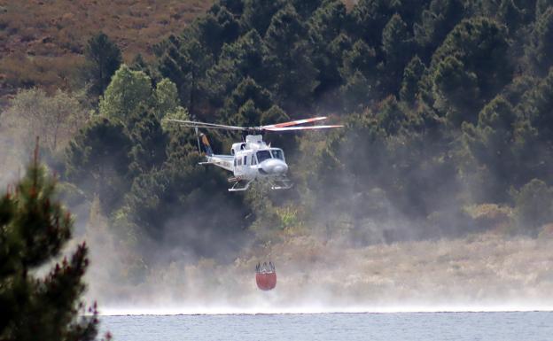 Luyego traslada a Defensa su inquietud por el incendio en El Teleno y sus consecuencias