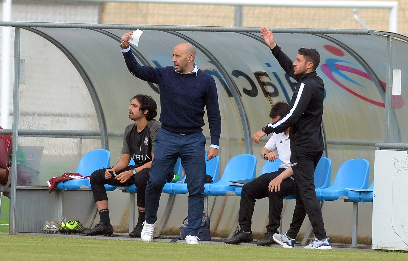 El conjunto leonés pierde en las semifinales de la fase de ascenso ante el Burgos Promesas por 2-1.