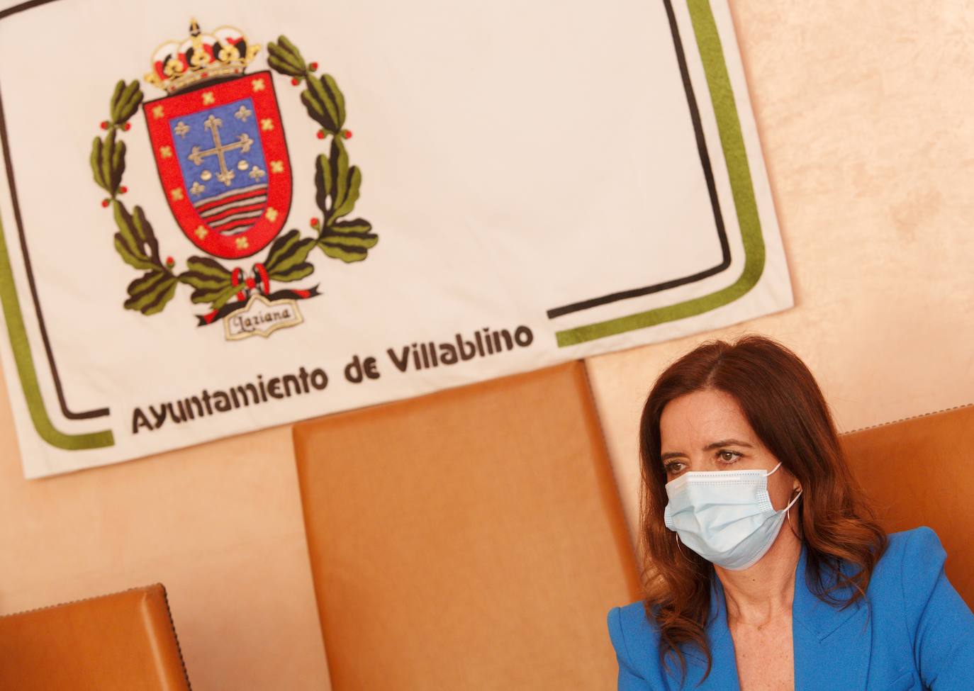 Fotos: Visita de la consejera de Empleo e Industria a Villablino