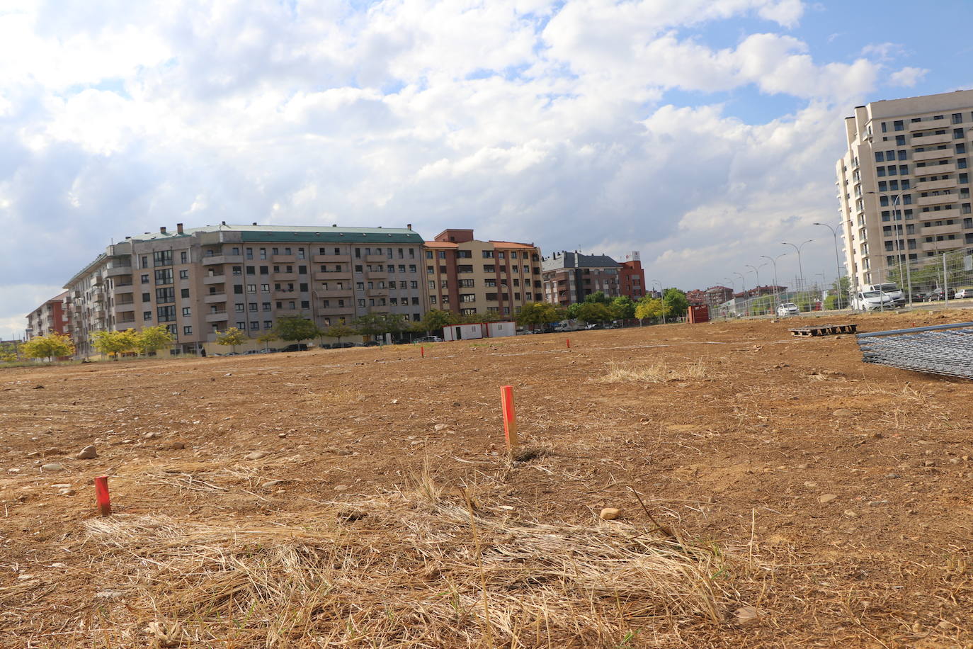 La parcela de La Palomera ha comenzado a presenciar las primeras obras para la construcción de esta instalación, que está prevista que esté lista en 2023.