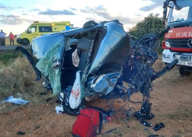 Imagen secundaria 1 - Imágenes de los vehículos siniestrados