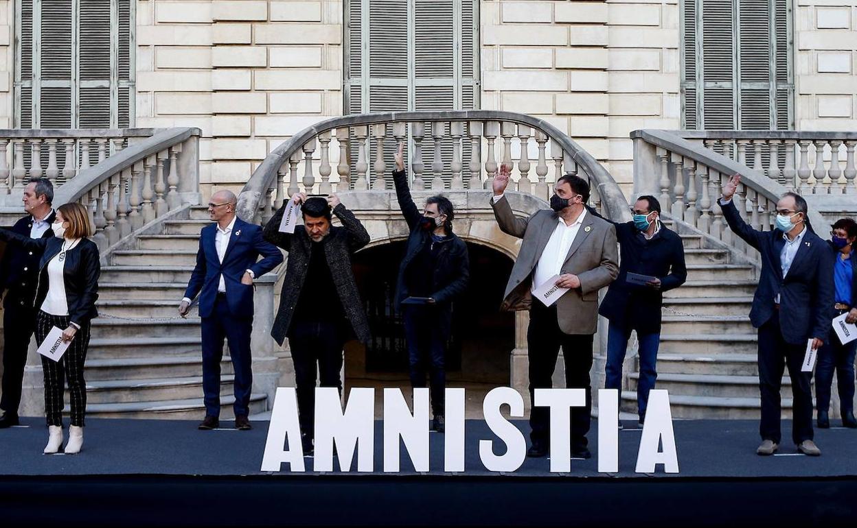 Los condenados por el 'procés' este lunes en un acto en Barcelona.