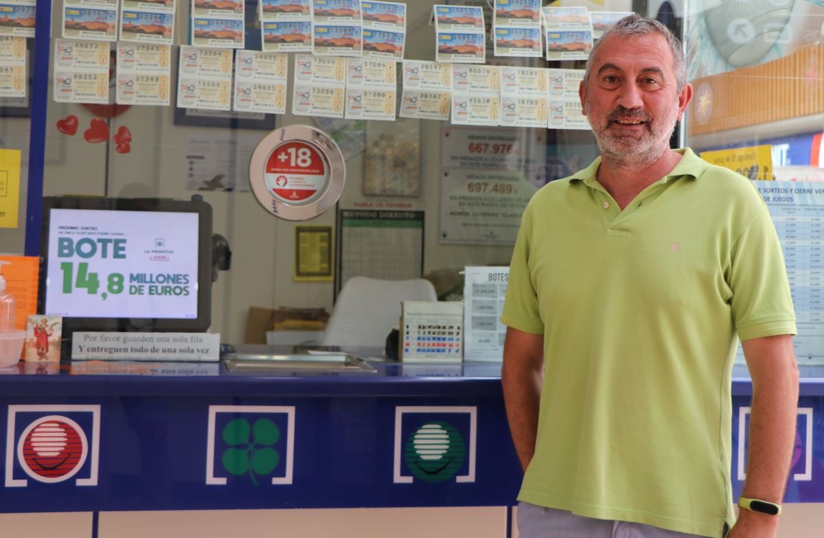 La administración de Lotería de Carrefour, en León, vende más de seis series del primer premio, a lo que se suman los boletos dispensados en dos despachos de León y una administración de Astorga.