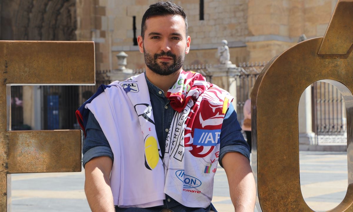 El capitán de Abanca Ademar deja el club en su segunda etapa tras diez temporadas vistiendo la camiseta del conjunto leonés.