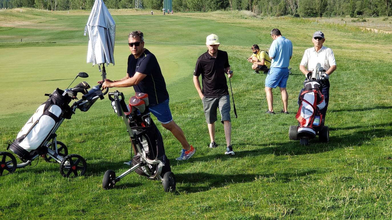 Fotos: Arranca en León el I Torneo de Golf Leonoticias