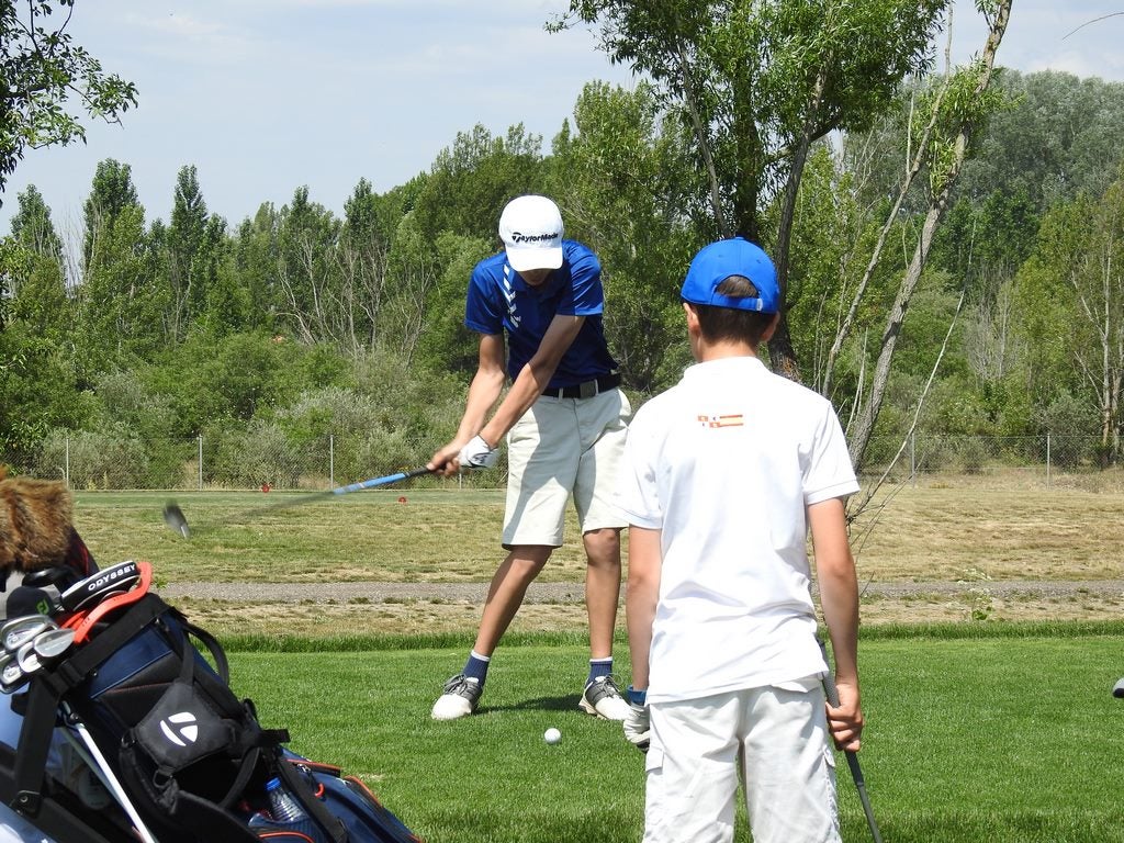 Fotos: I Torneo de Golf Leonoticias - Turno de mañana (2)