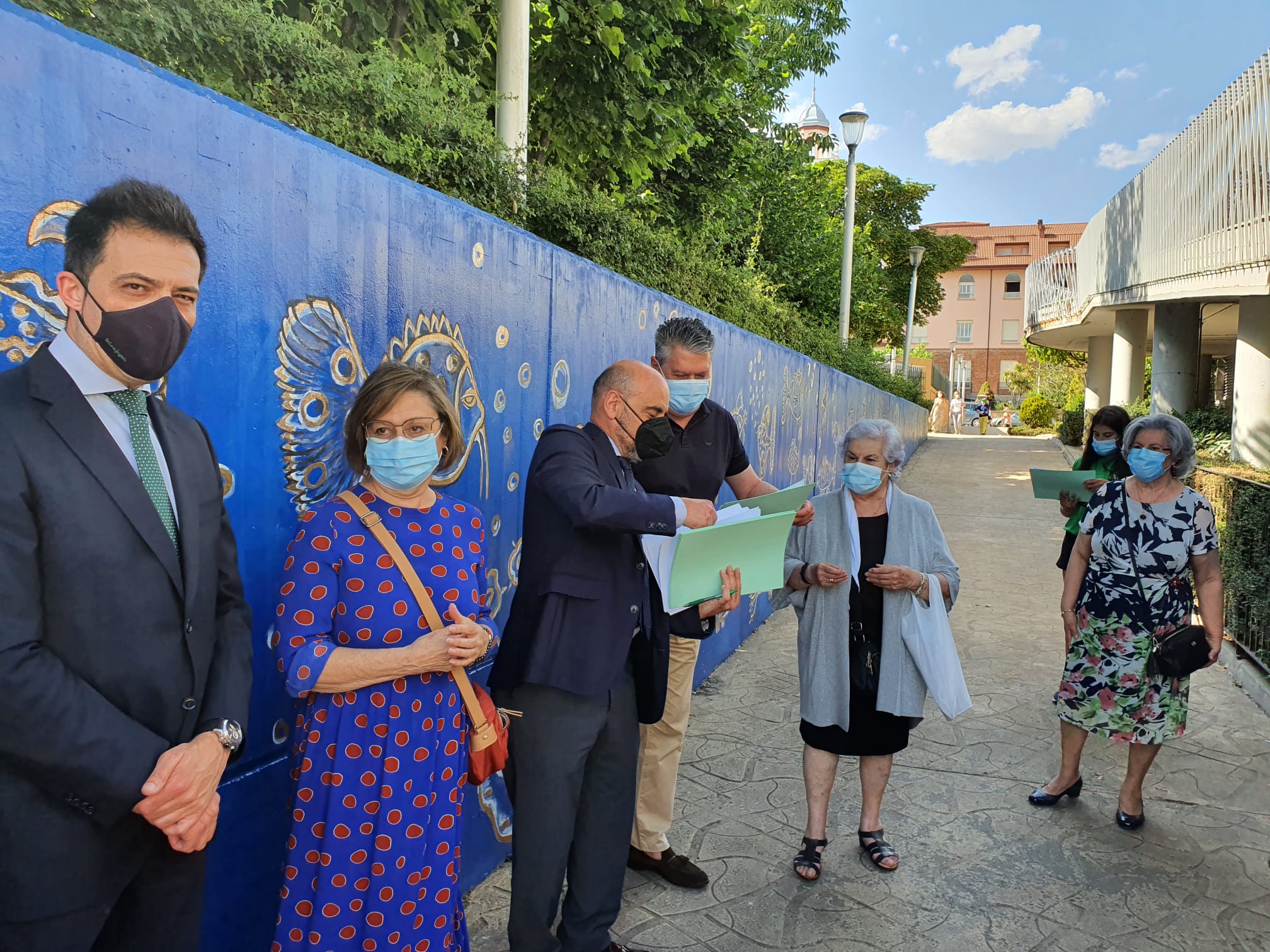 Inauguración del mural artístico de los Peces en homenaje a Miguel Escanciano.