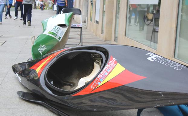 Galería. La sede de Caja Rural en León ha sido el espacio elegido para la presentación del Campeonato de España de Aguas Bravas que se celebrará en Sabero.