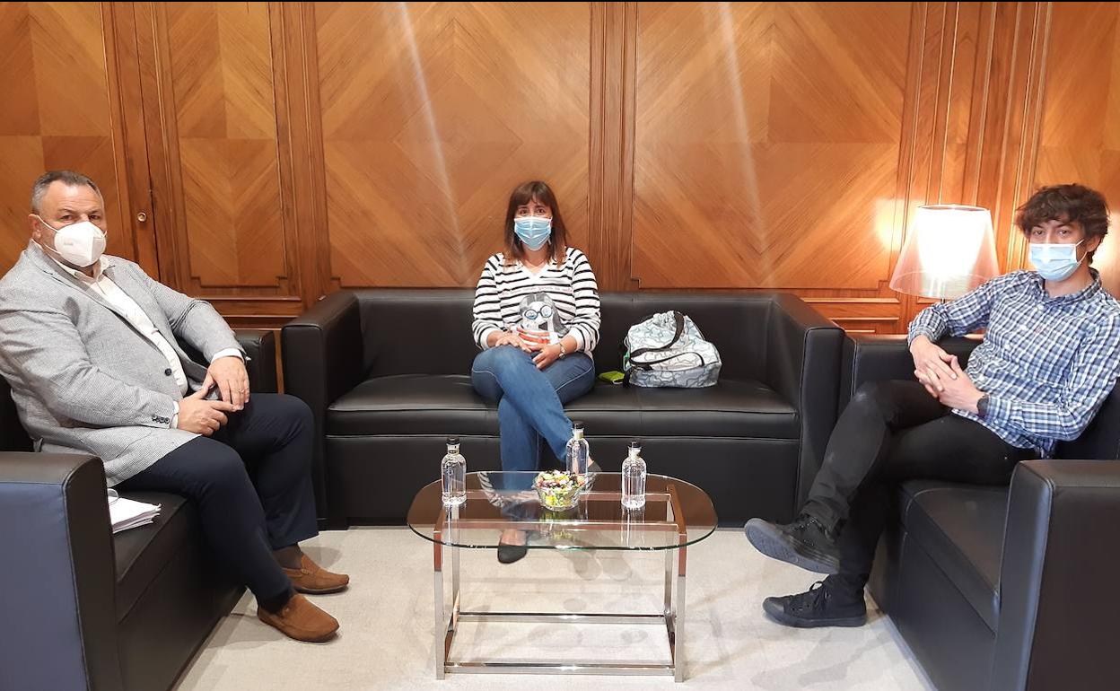 Imagen de la reunión mantenida este jueves.