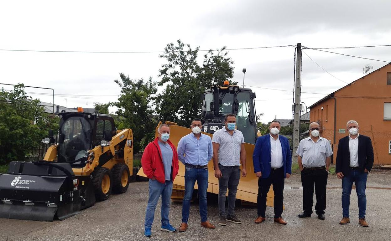 Nuevos vehículos del Parque Móvil de la Diputación de León.