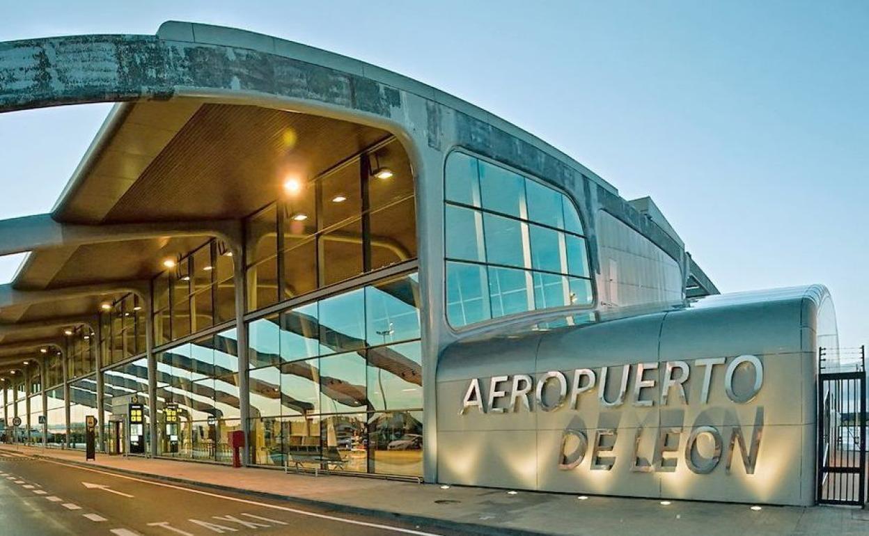 Imagen externa del Aeropuerto de León.