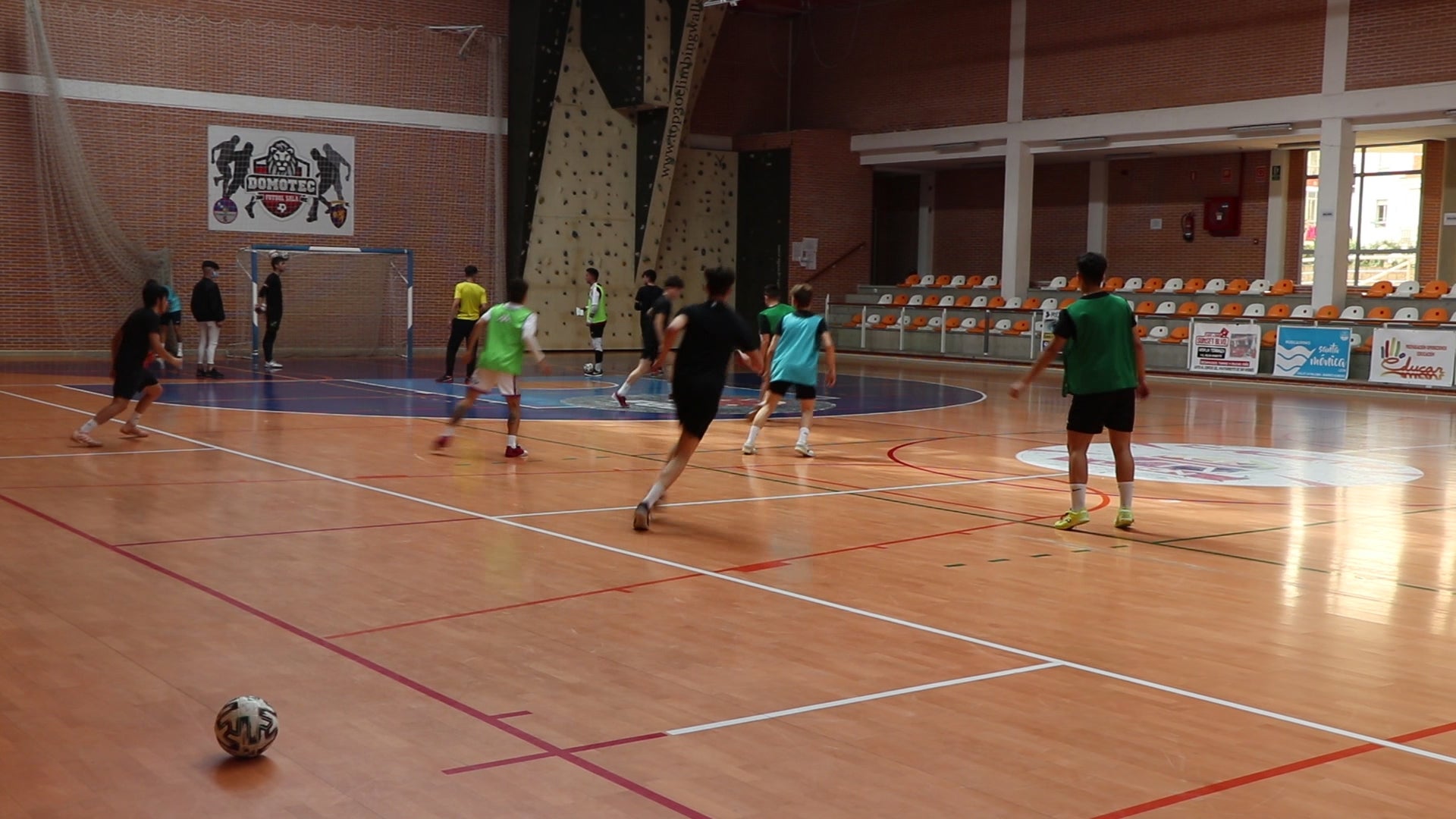 El conjunto leonés ha conseguido el ascenso a la máxima categoría juvenil de fútbol sala.