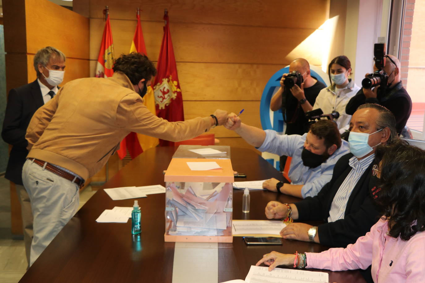 Fotos: Elecciones en el PP de León