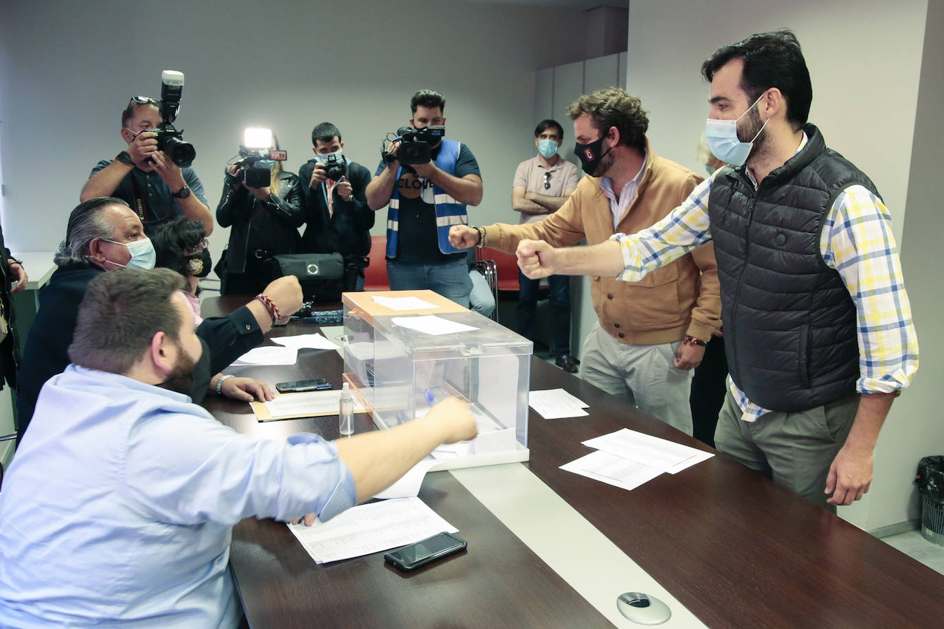 Fotos: Elecciones en el PP de León