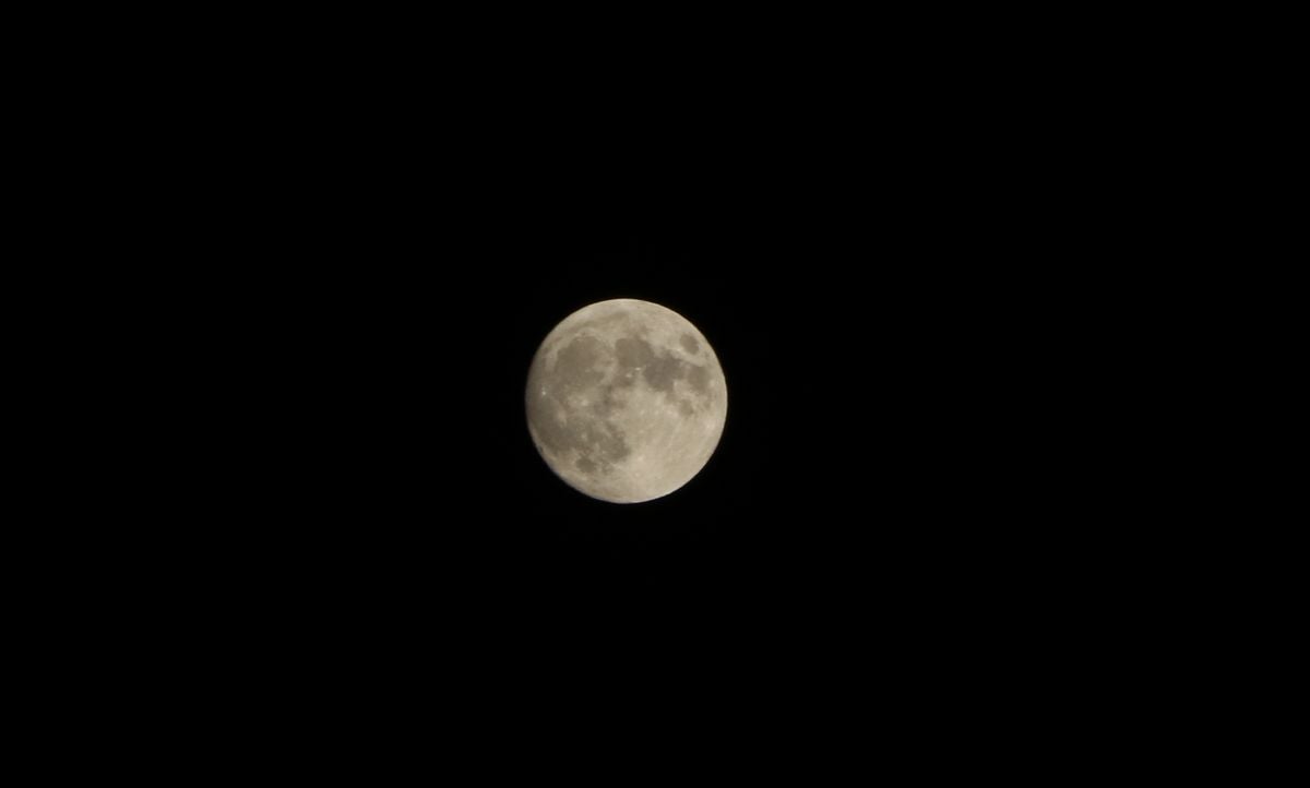 Fotos: Superluna de fresa en León