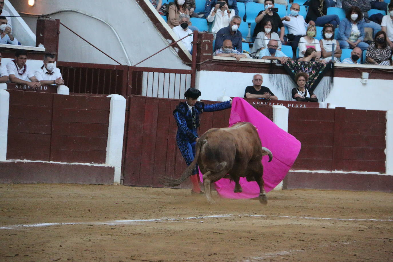 Fotos: Las mejores imágenes del Fandi en la plaza de torros de León