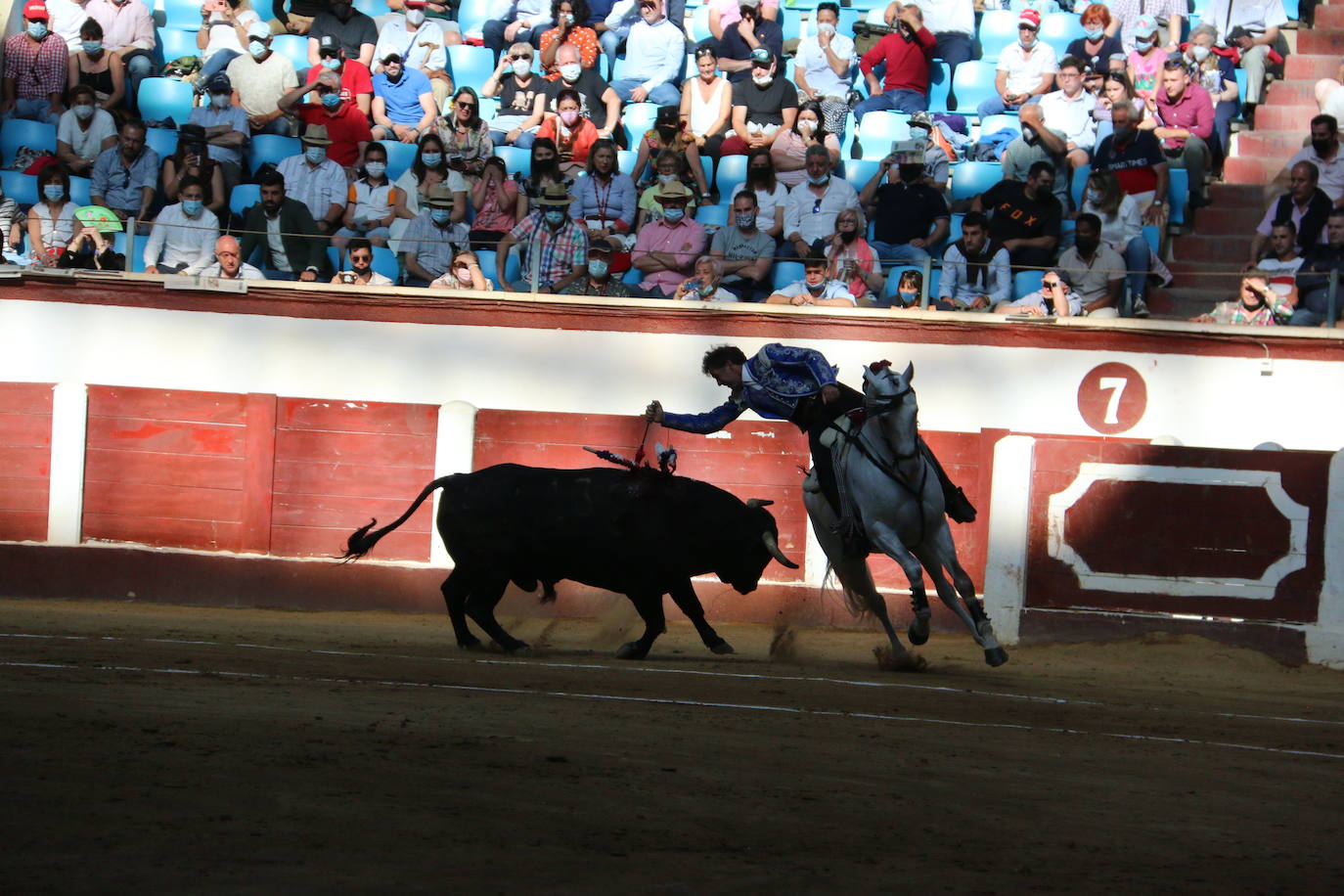 Fotos: Las mejores imágenes de Plablo Hermoso de Mendoza en la plaza de toros de León