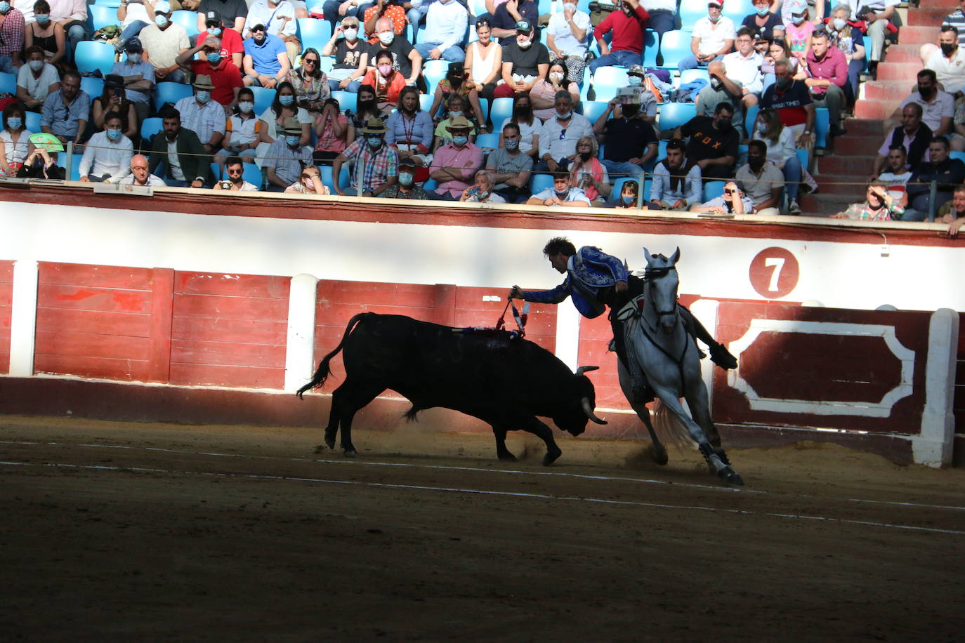 Fotos: Las mejores imágenes de Plablo Hermoso de Mendoza en la plaza de toros de León