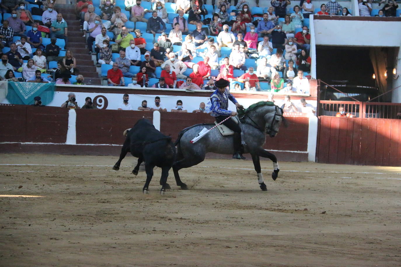 Fotos: Las mejores imágenes de Plablo Hermoso de Mendoza en la plaza de toros de León