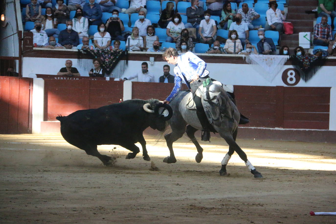 Fotos: Las mejores imágenes de Plablo Hermoso de Mendoza en la plaza de toros de León