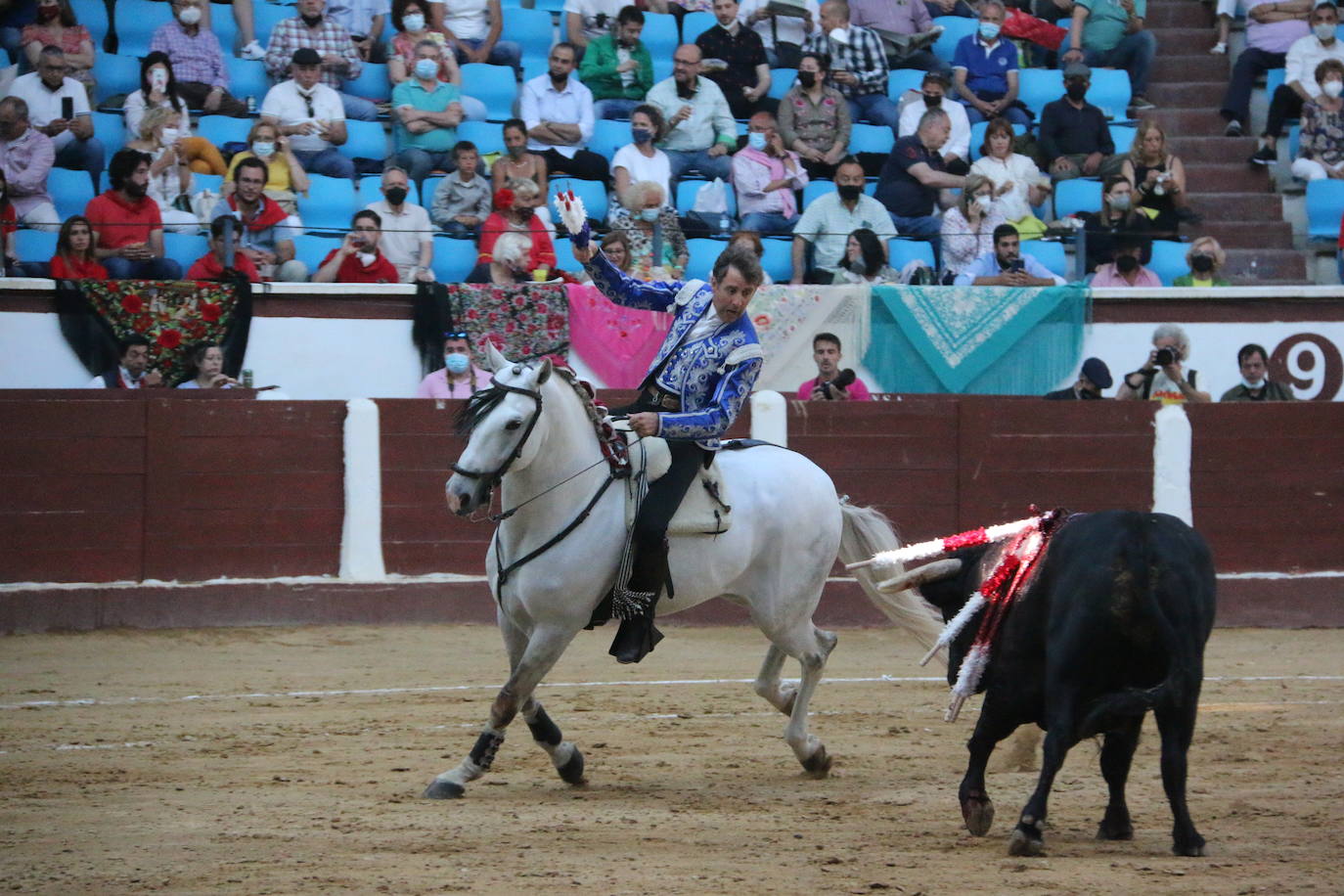 Fotos: Las mejores imágenes de Plablo Hermoso de Mendoza en la plaza de toros de León