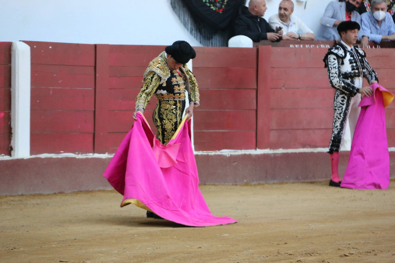 Puerta grande para Pablo Hermoso y Enrique Ponce