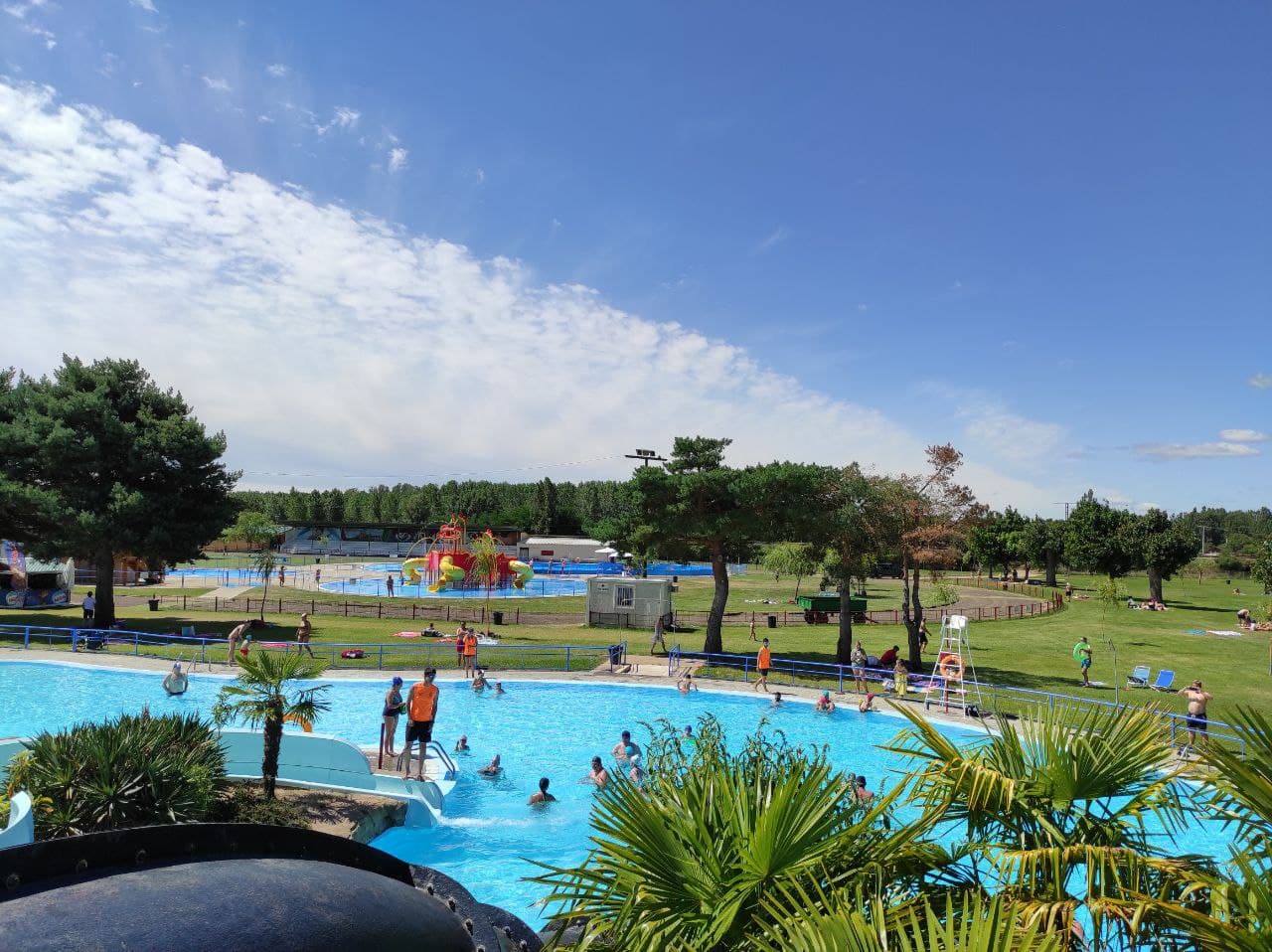 Valencia de Don Juan volverá a disfrutar este verano en sus piscinas. 