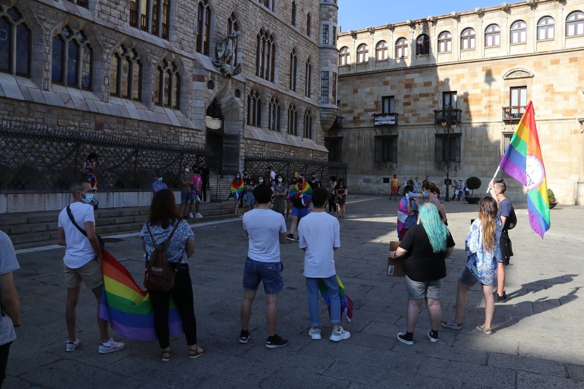 Fotos: León, contra la LGTBfobia