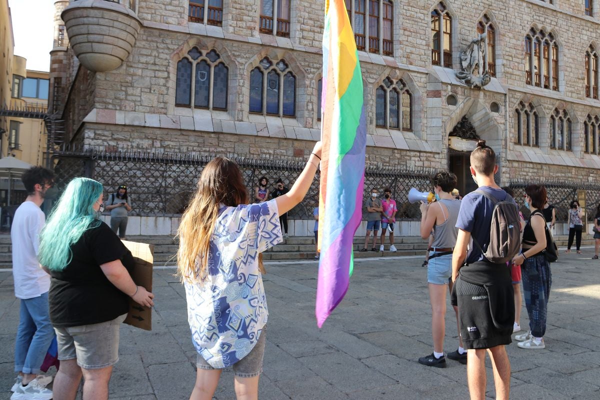 Fotos: León, contra la LGTBfobia