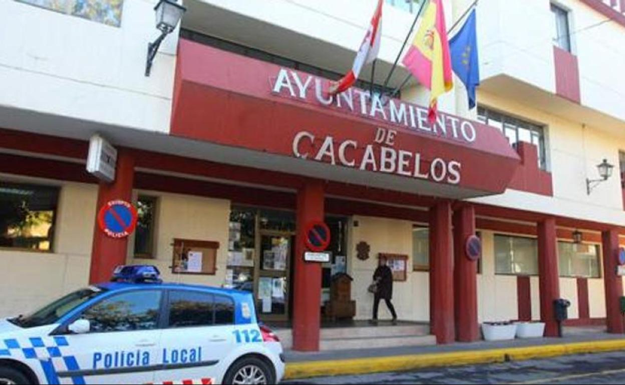 Ayuntamiento de Cacabelos.
