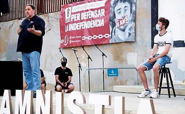 Oriol Junqueras, en un acto de solidaridad con independentistas encausados que organiza las juventudes de Esquerra. 