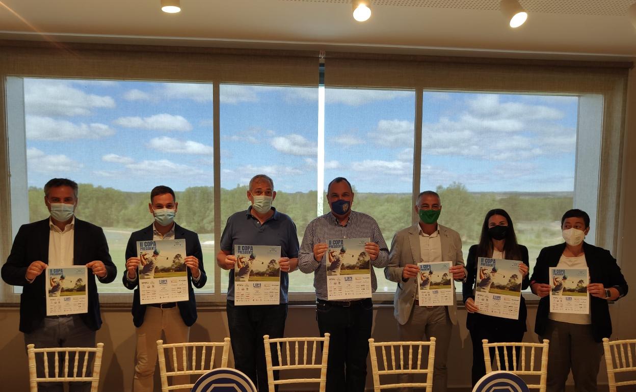 Presentación de la Copa Presidente en el Olímpico de León.