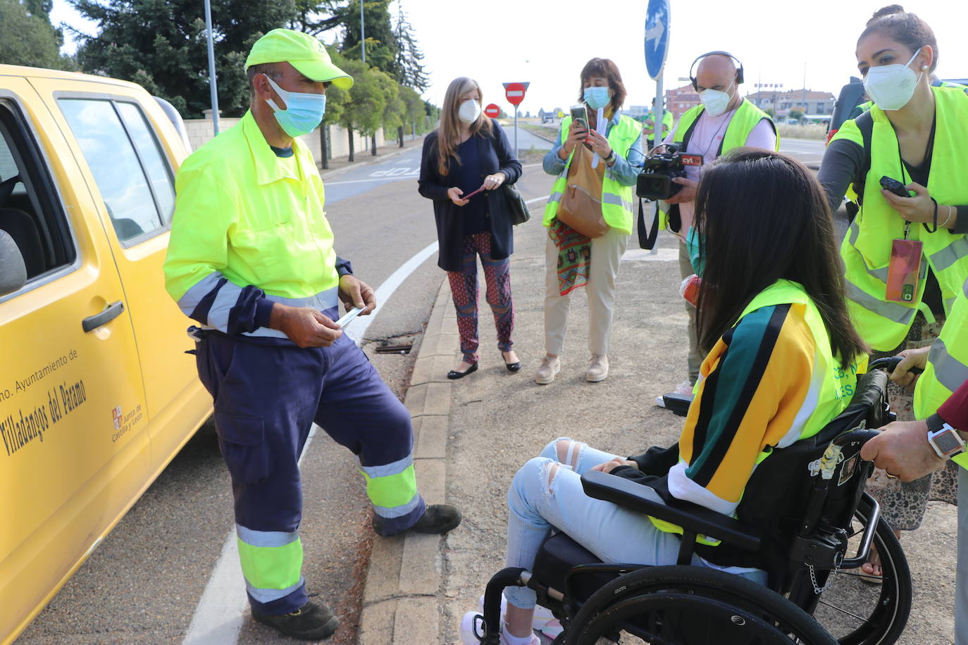 La campaña de Aspaym trata de llevar a los conductores las normas que puedan salvar vidas.