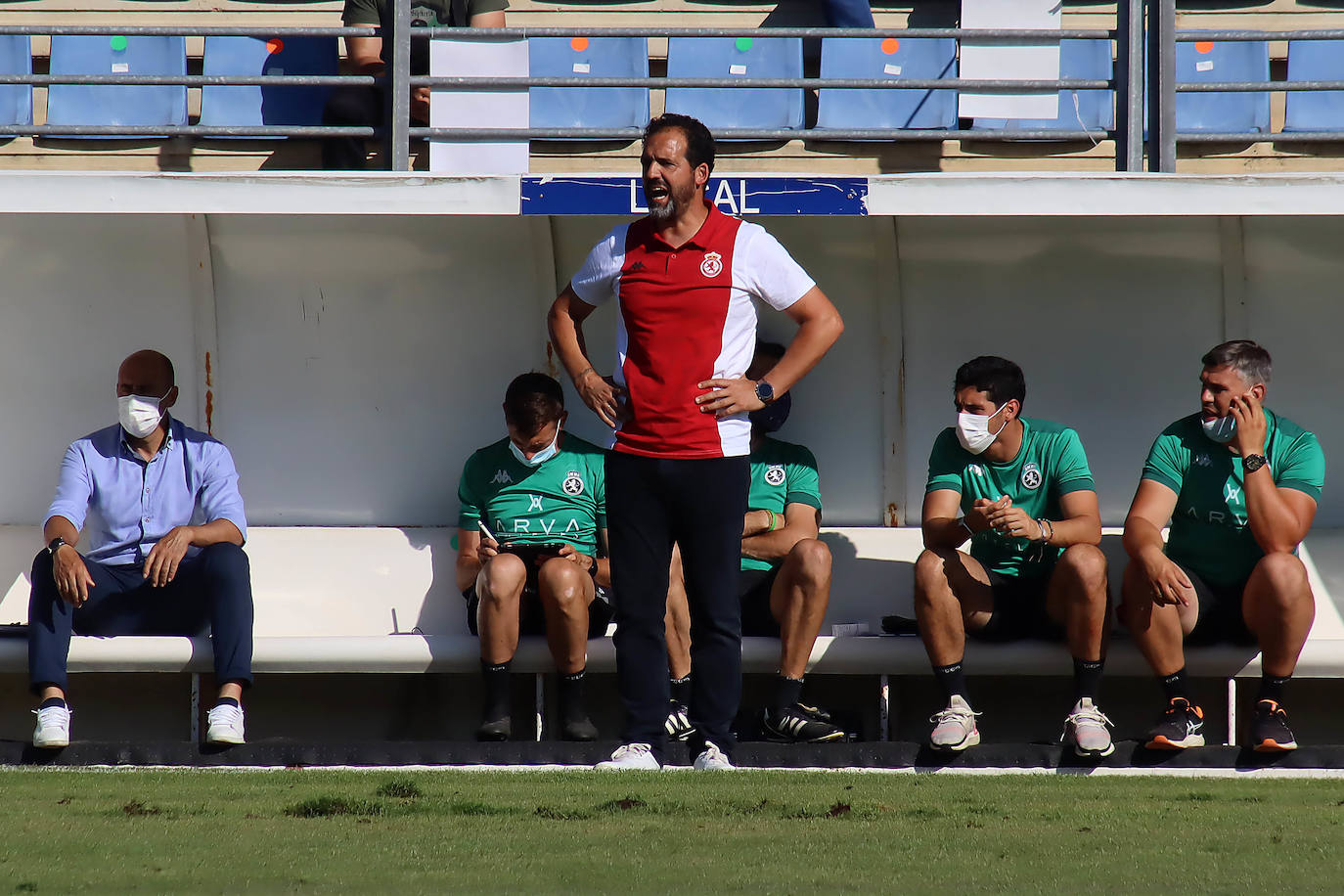 El conjunto leonés se ha impuesto por dos goles a uno al Oviedo en las primeras impresiones de muchos fichajes culturalistas