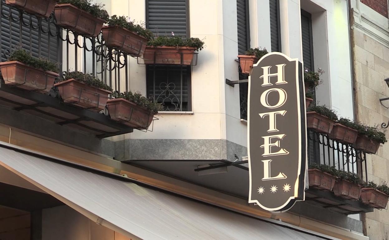 Imagen de la fachada del hotel donde se produjo el incidente.